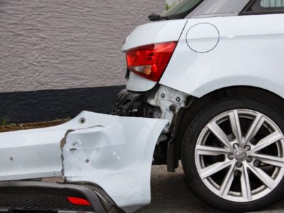 Autoreparatur erlangen